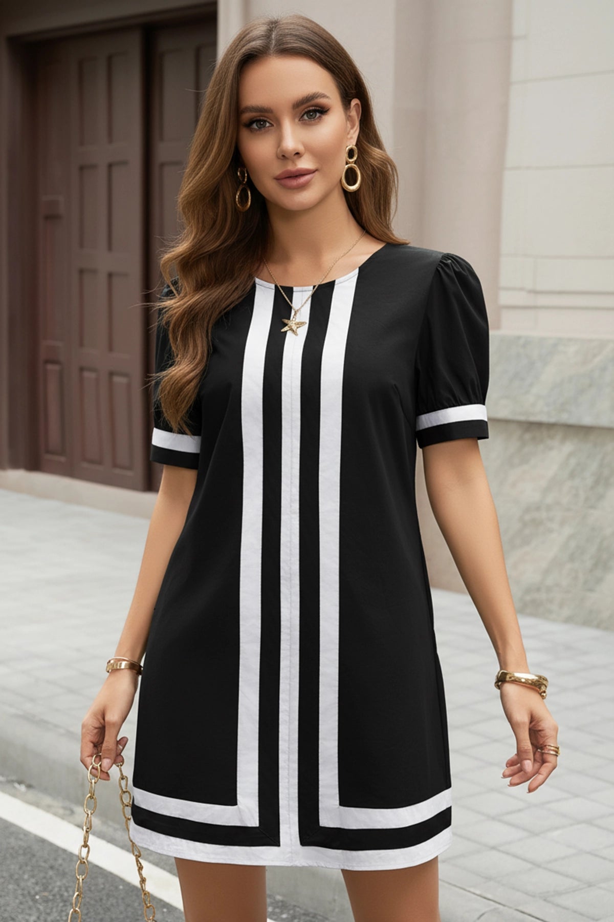 Wenrine Womens Black Crewneck Striped Color Block Shift Dresses